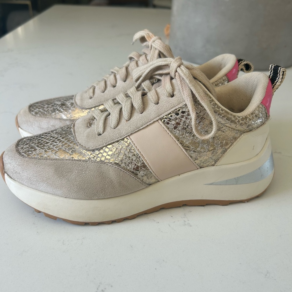 Stylish Women's Sneakers in Gold and Pink